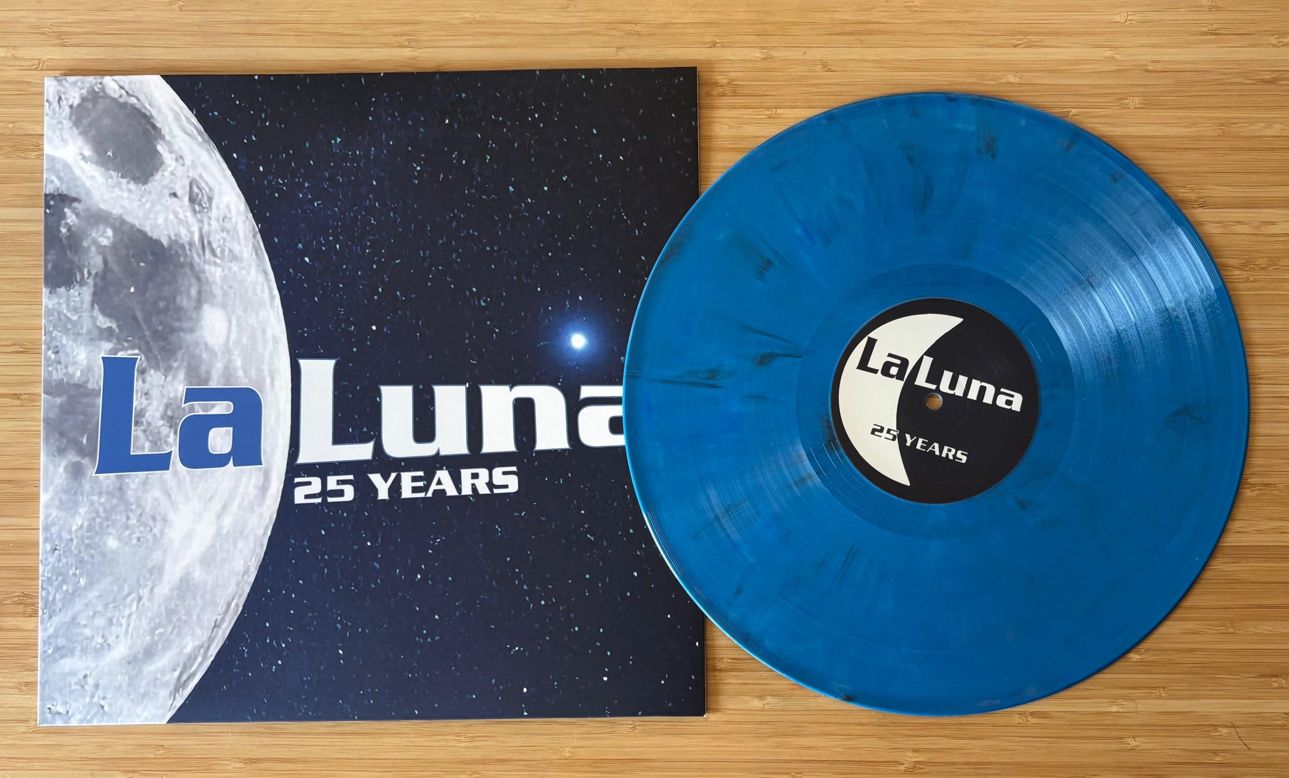 La Luna – 25 Years - Imagen 2