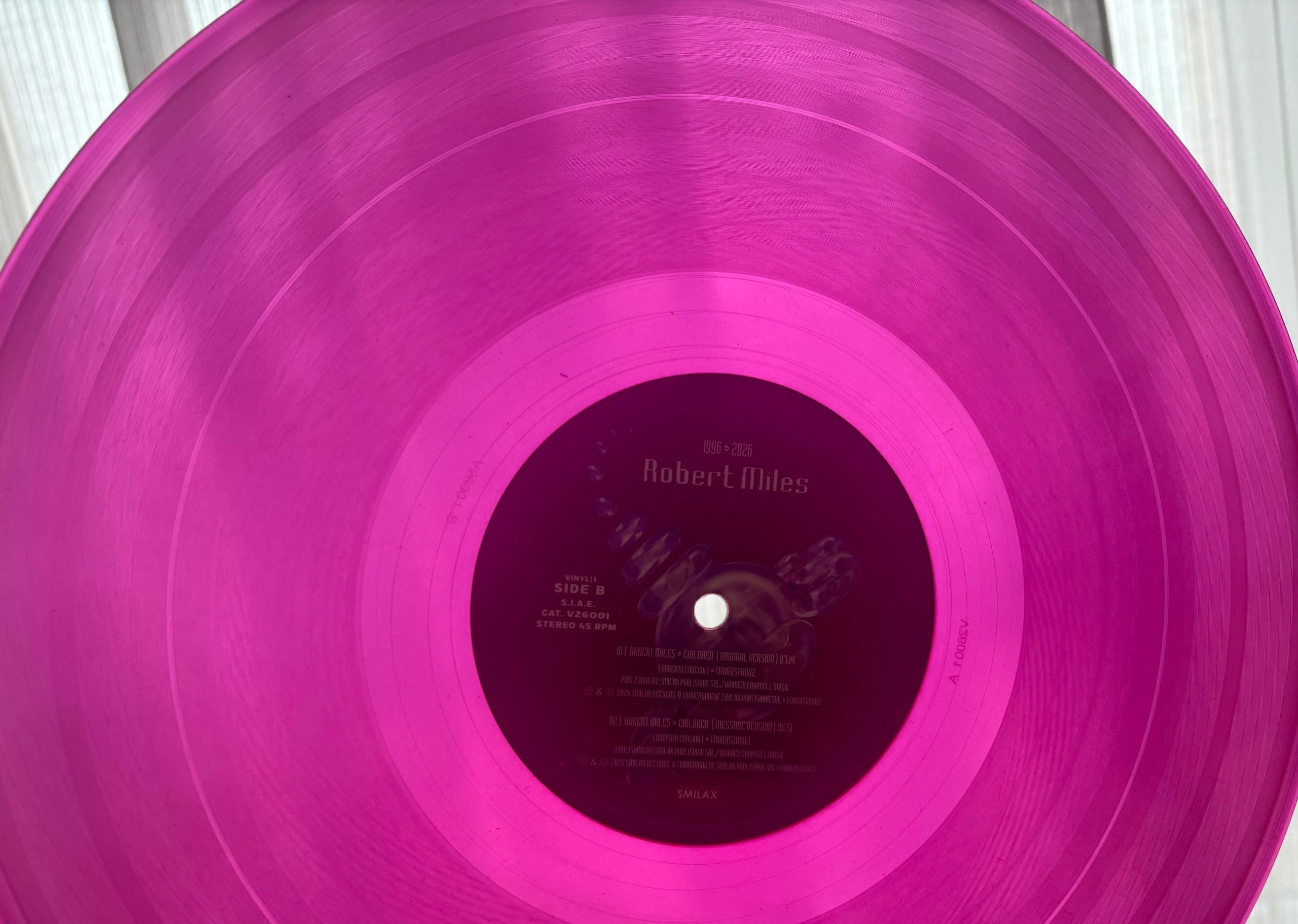 ROBERT MILES  CHILDREN (1996 – 2026) EDICION LIMITADA FUCSIA - Imagen 5