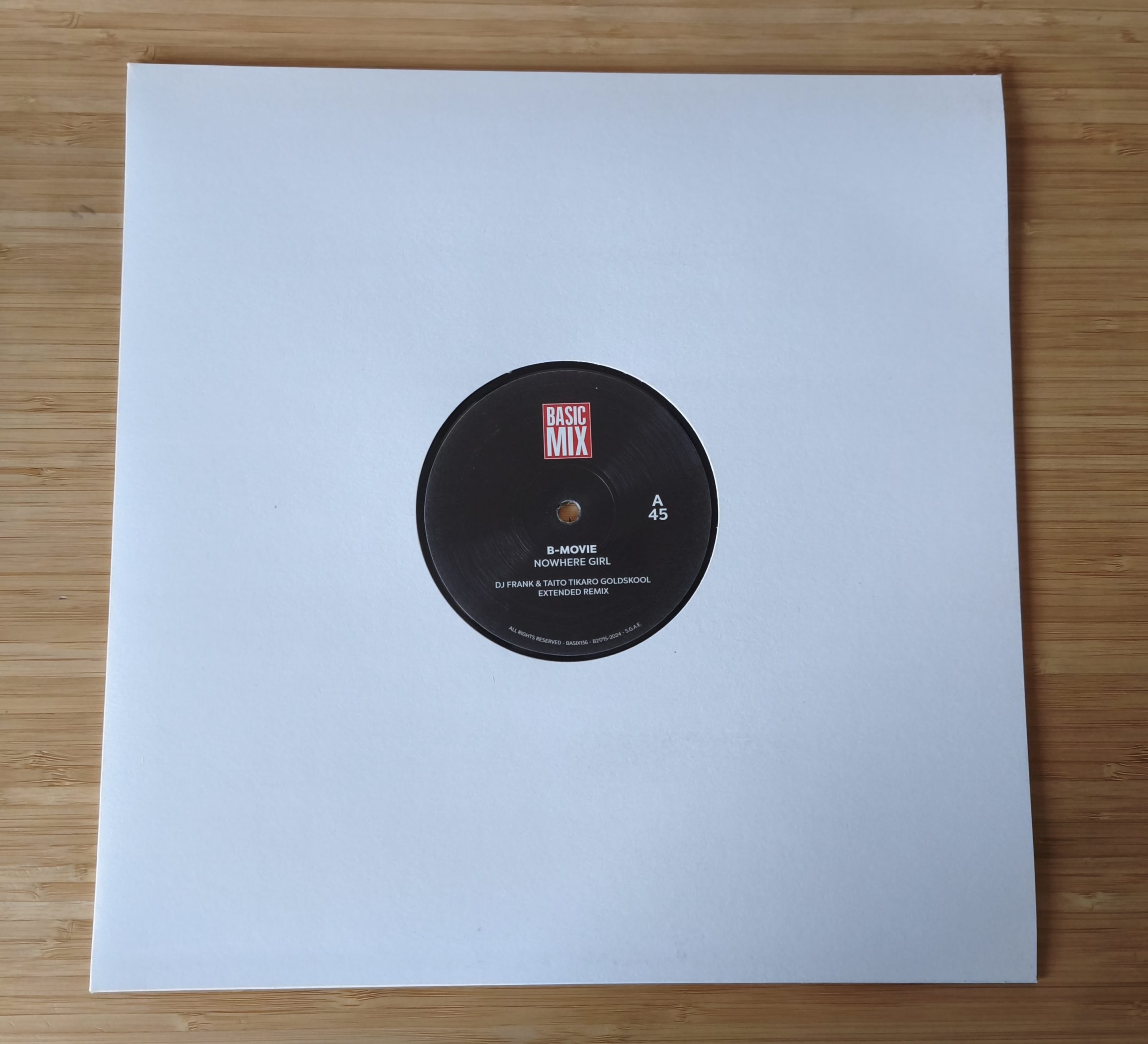 B-Movie – Nowhere Girl (Original y Remix) - Imagen 3